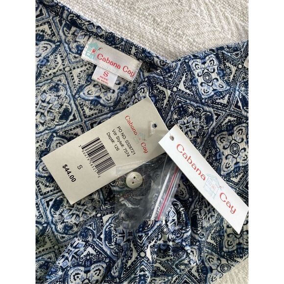 Cabana Cay Womens SMALL  Tile Print Short Sleeve Tie Front Top - Picture 4 of 6